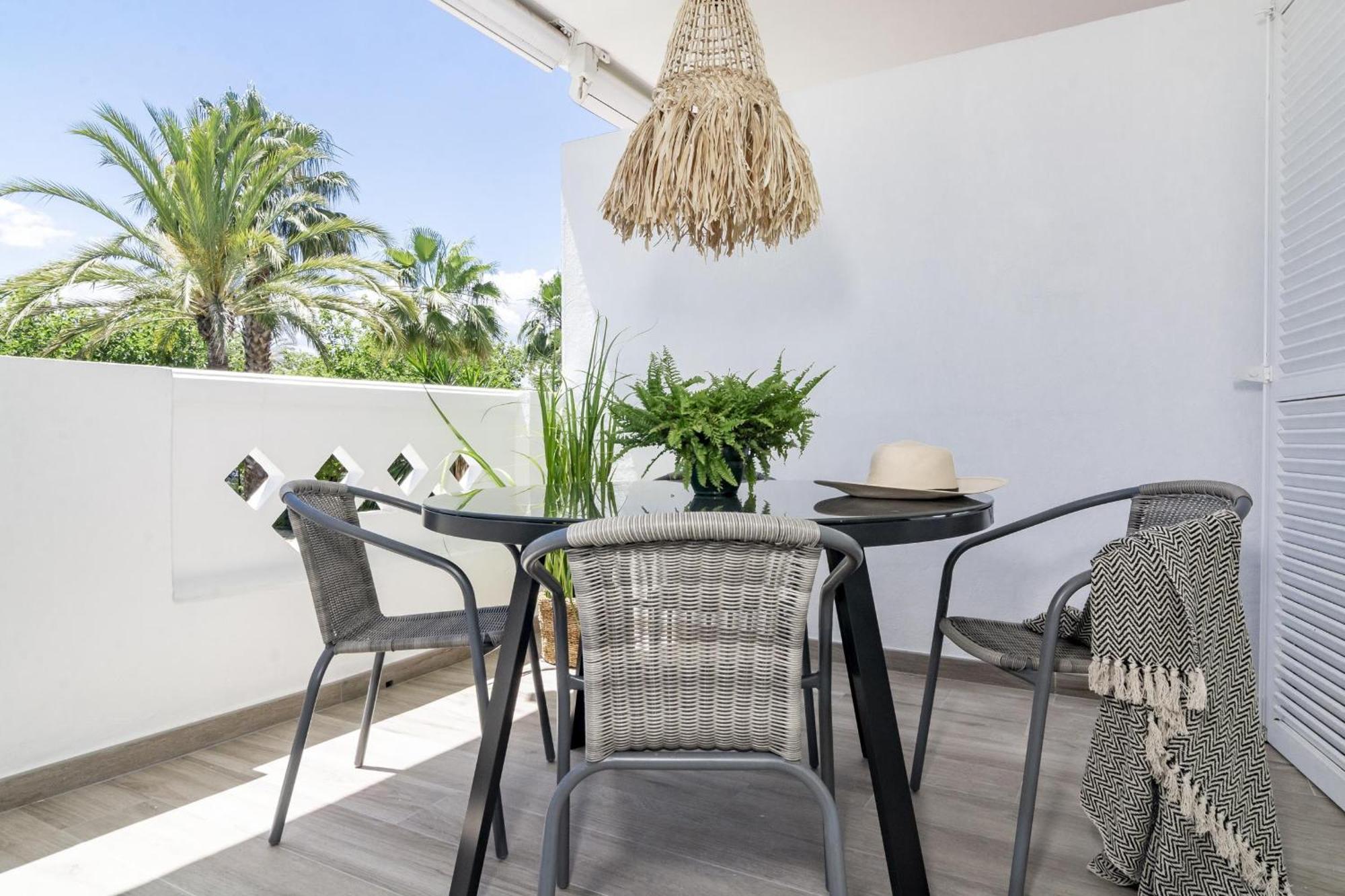 Appartamento Pr - Stunning Flat Front Line Puerto Banus *